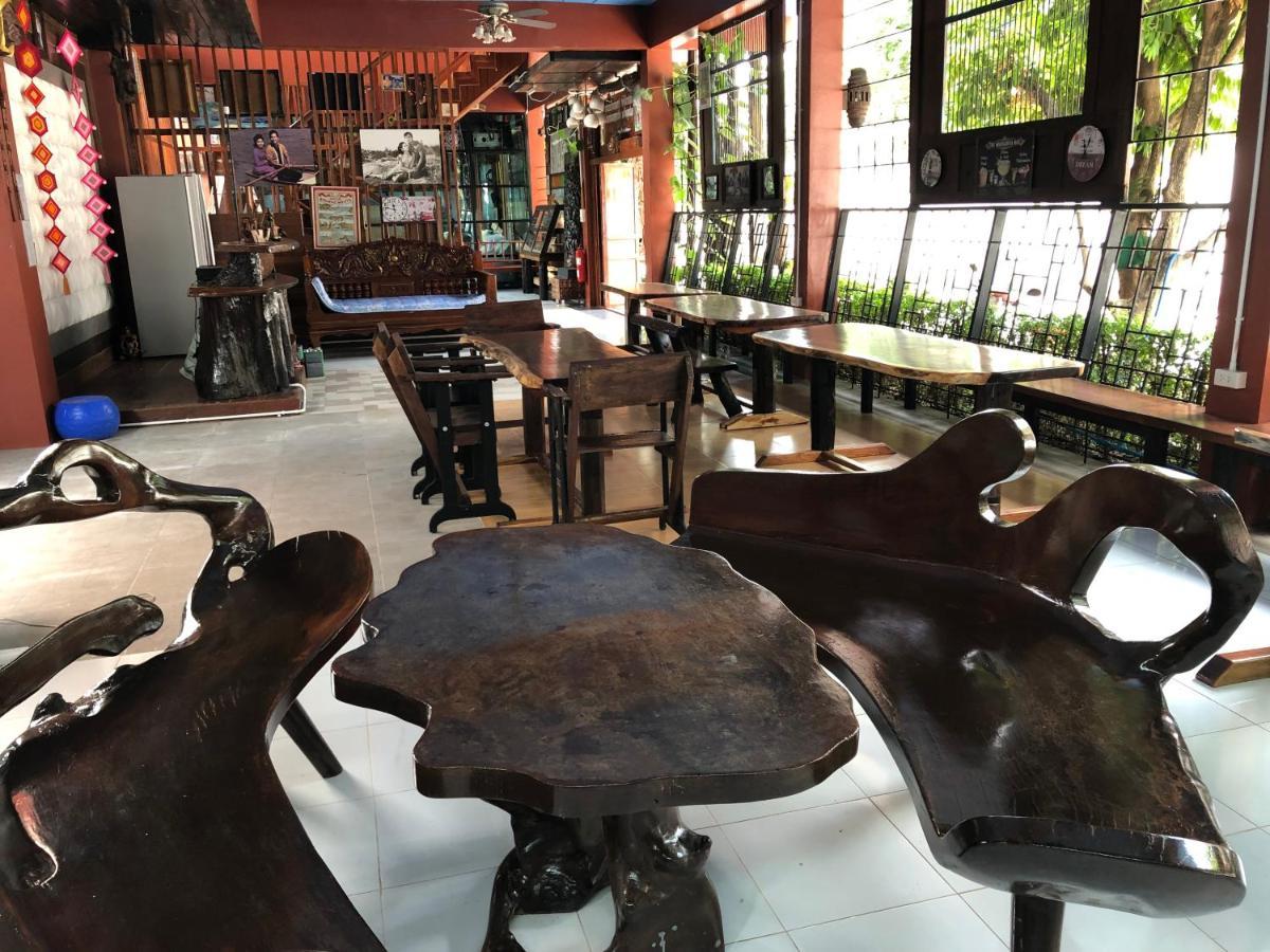 Nonthun 1 Hostel Khon Kaen Bagian luar foto