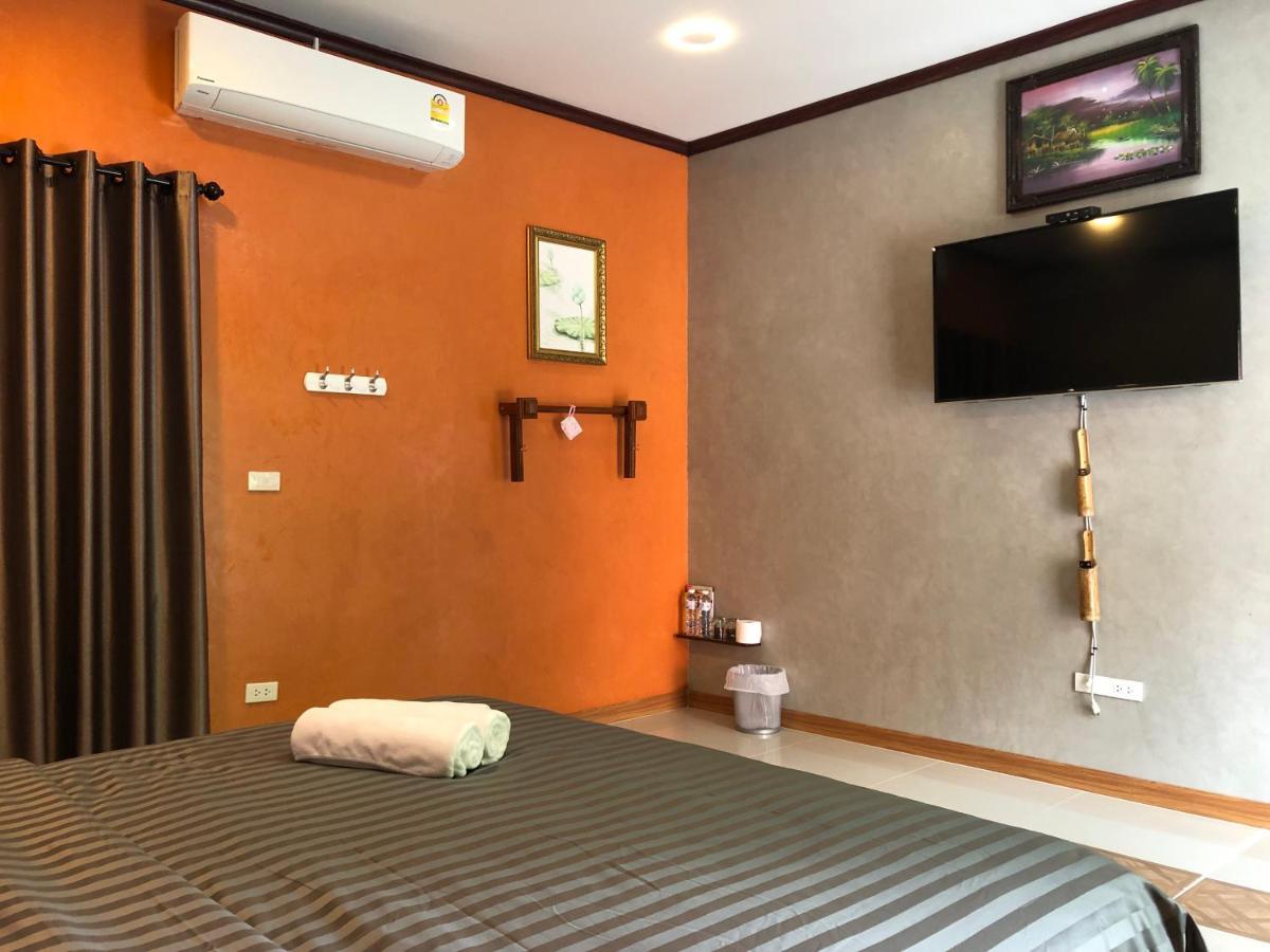 Nonthun 1 Hostel Khon Kaen Bagian luar foto